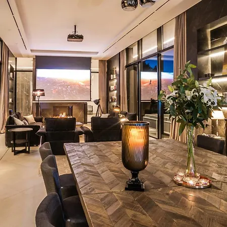 Casa Julia - Luxury And Modern 5 Bedroom
