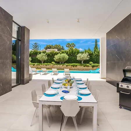 Villa Casa Julia - Luxury And Modern 5 Bedroom