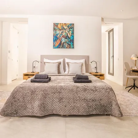 Villa Casa Julia - Luxury And Modern 5 Bedroom