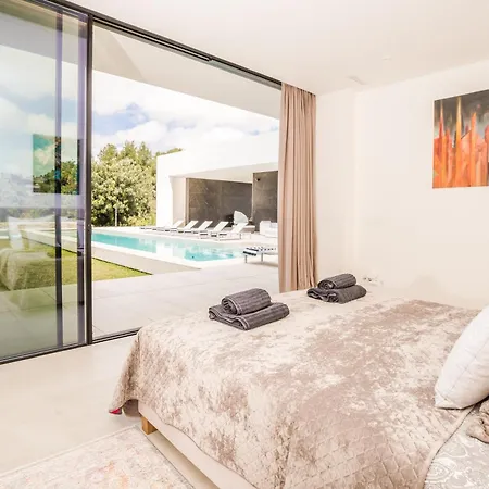 Villa Casa Julia - Luxury And Modern 5 Bedroom