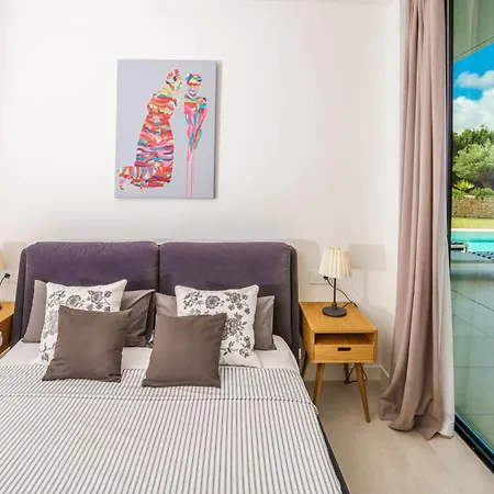 Casa Julia - Luxury And Modern 5 Bedroom Villa